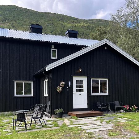 Nordre-Repp Bed and Breakfast Boverdalen Exteriör bild